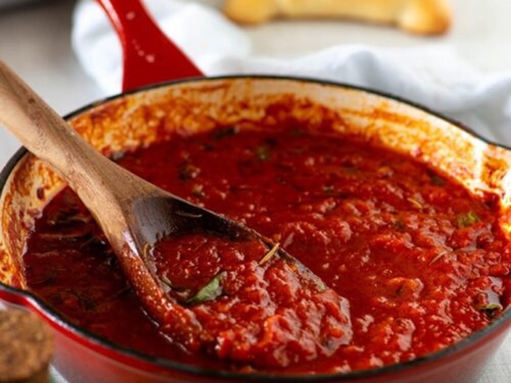 Tomato Red Italian Pizza Sauce