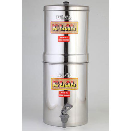 Silver Stainless Steel Water Filter, Capacity: 16 To 34 Litre