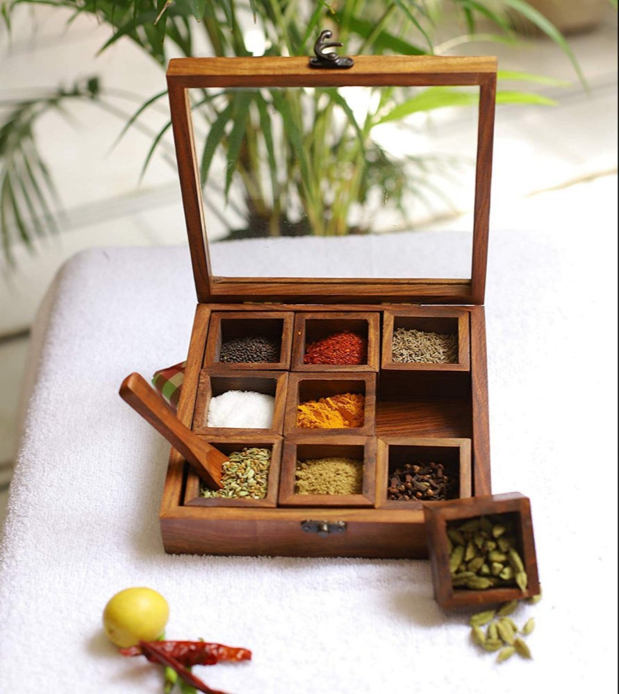 Wooden Spice Box/Spice Container, For Home, Capacity: 900