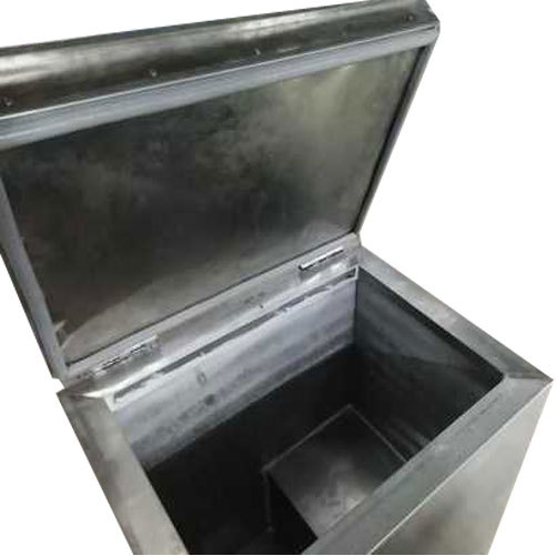 Stainless Steel And Glass Electric Industrial Deep Freezer, -5 To 20 Degree C