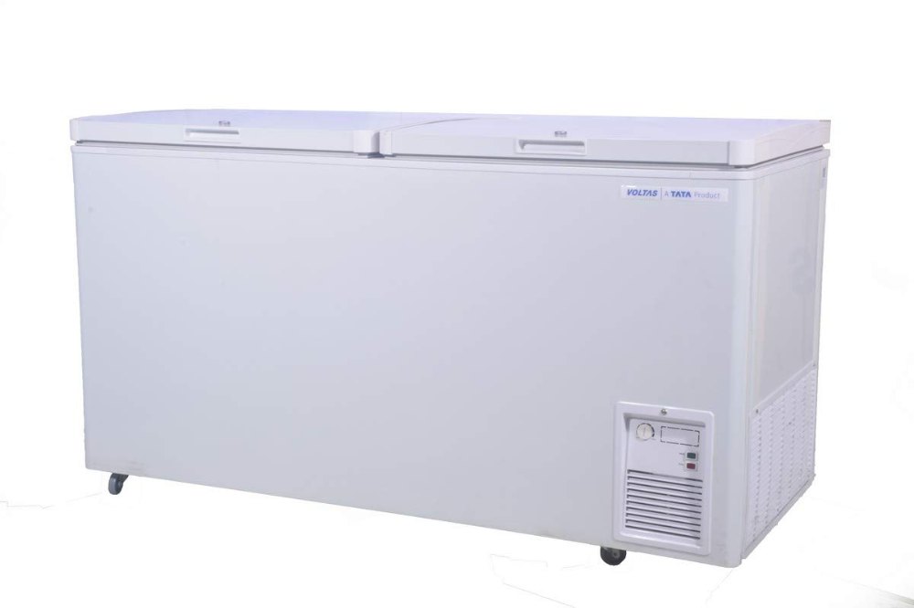 Voltas 500 DD CF Double Door Deep Freezer, 500 Liters, 2 img