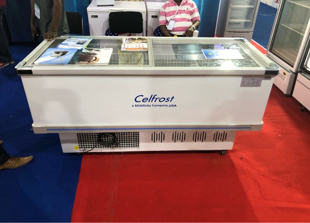 Double Door Celfrost Commercial Freezer, Storage Capacity: 500 L