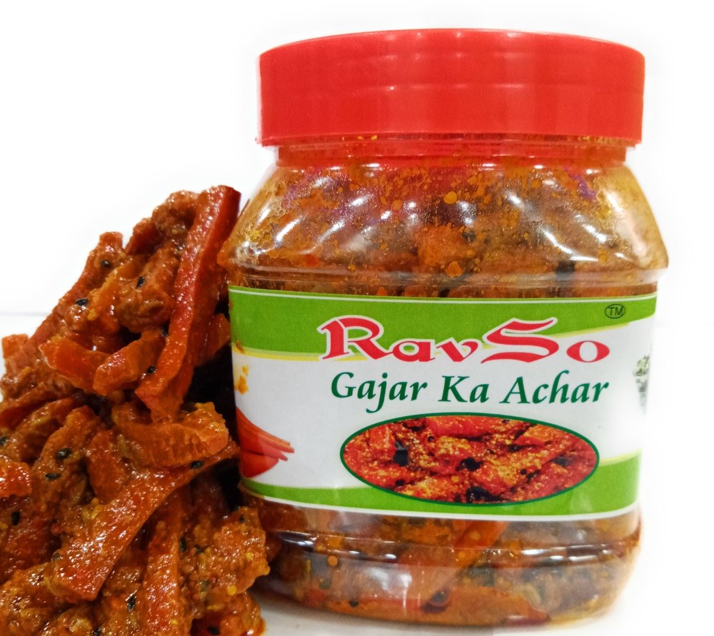 Ravso Spicy Nimbu Lal Mirch Tikha Gajer Ka Achar, Packaging Size: 1 kg