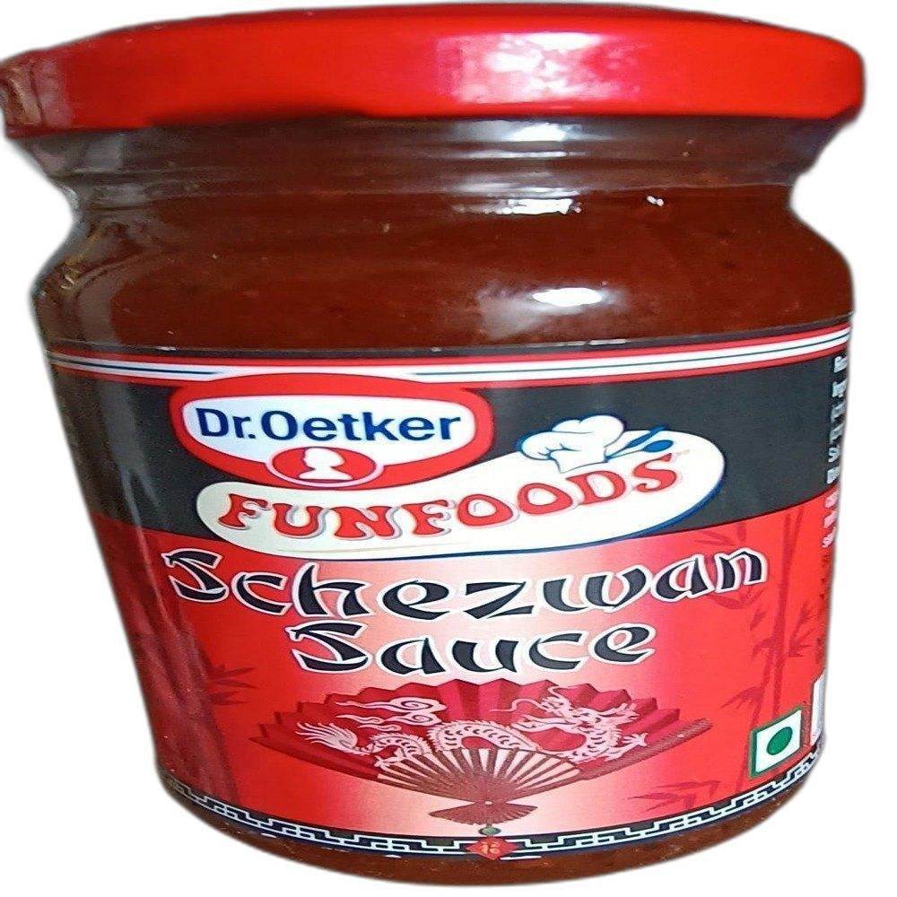 Jar Dr. Oetker Funfoods Schezwan Sauce, Chilly, 0.50 G