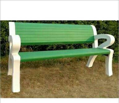 With Arm Rest 4 Seater RCC Garden Bench, With Back