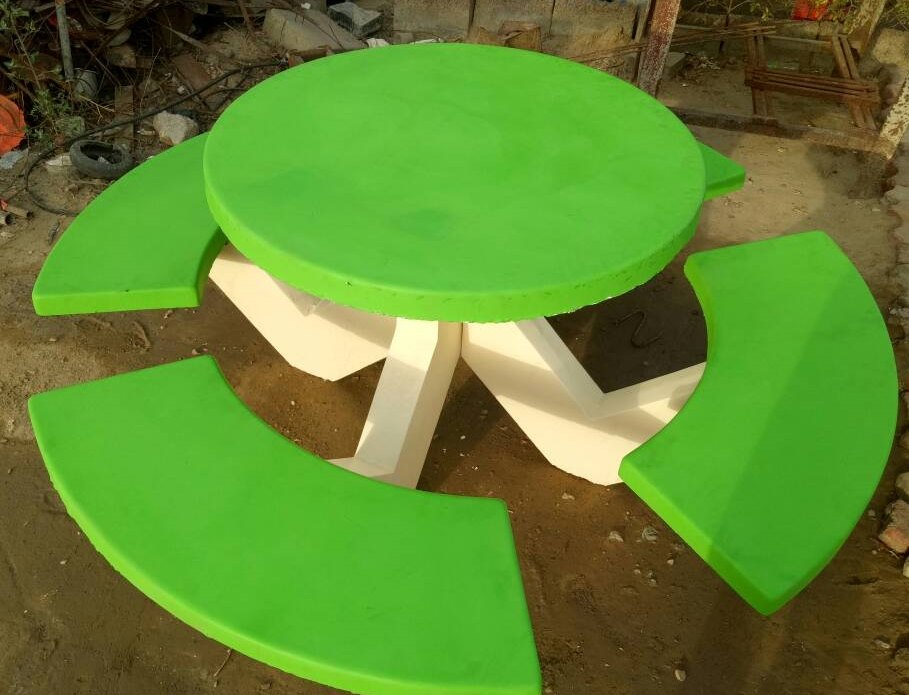 Acme Contemporary Concrete Circular Table with Seats, Size: 1000-1200 mm