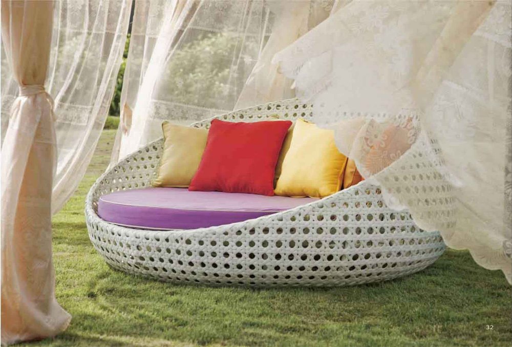 Outdoor Daybed, For Pool Side