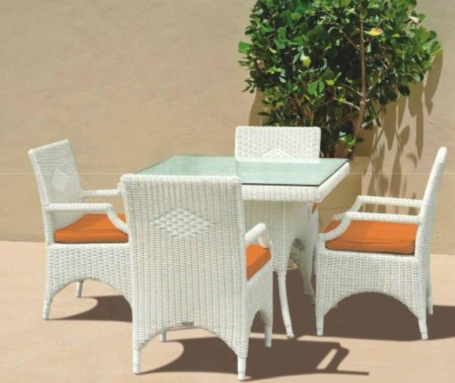 Outdoor Restaurant Furniture