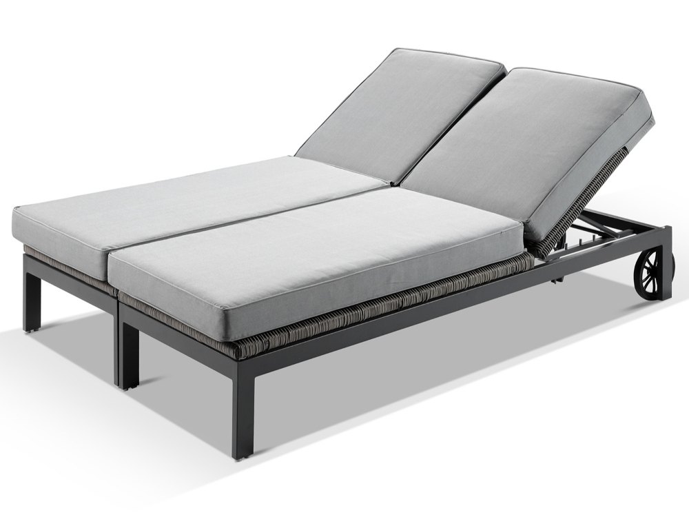 Smart Seating Aluminium Zip Sunlounger Outdoor, For Hotel, Size: 2 Meters X 700 Mm