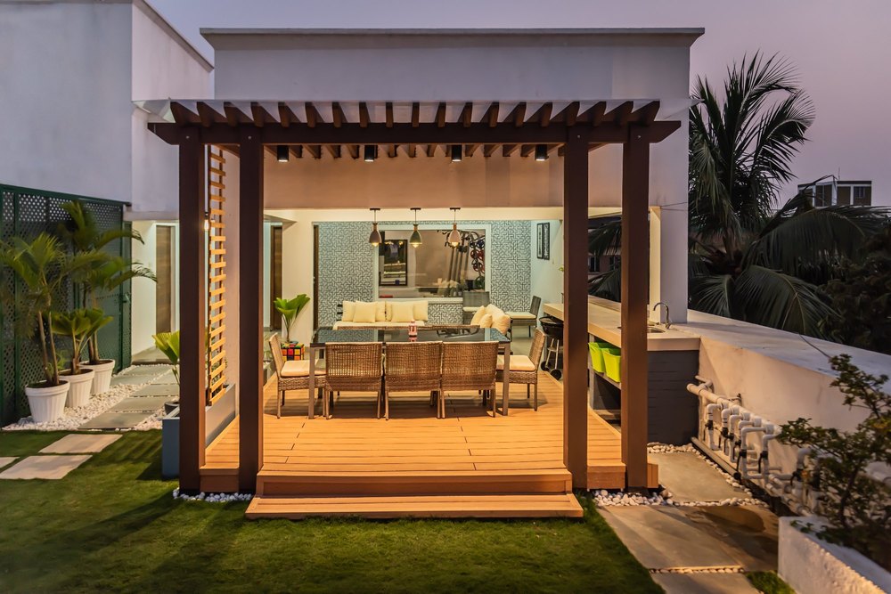 Straton Composites WPC Cabana & Pergola