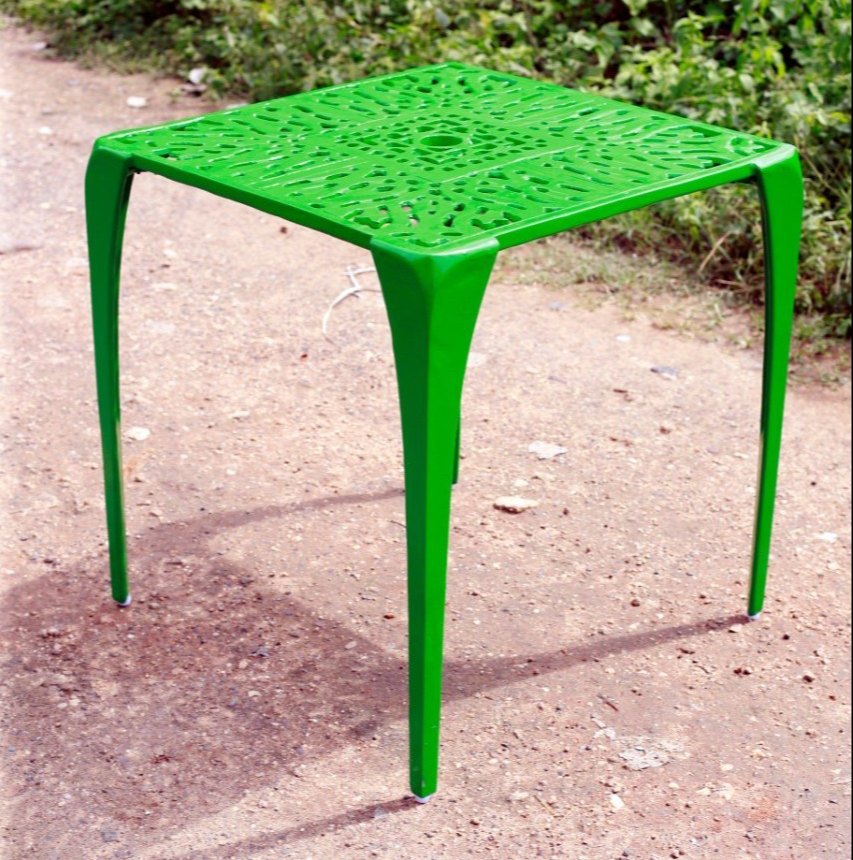 Cast Aluminium Powder Coated Antique Garden Table