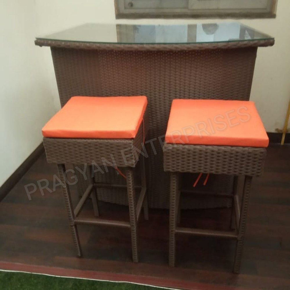 Seetee Wicker Bar Set, For Restaurant