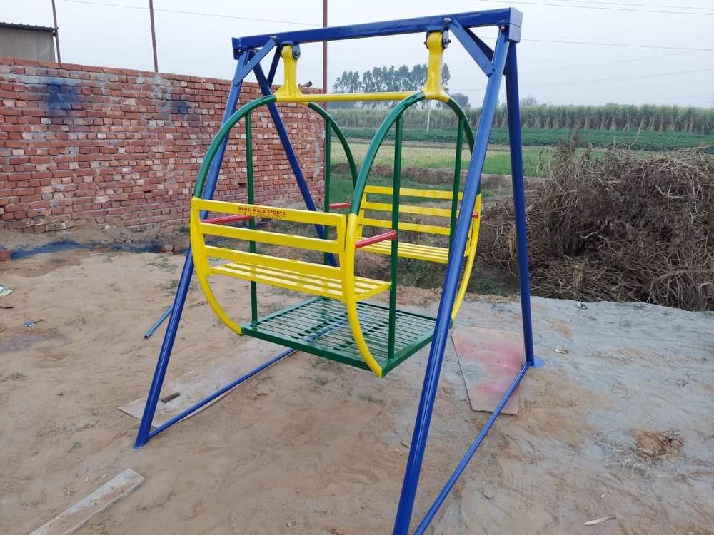 Park Yellow Round Swing 4 Seater, Seating Capacity: 150 kg