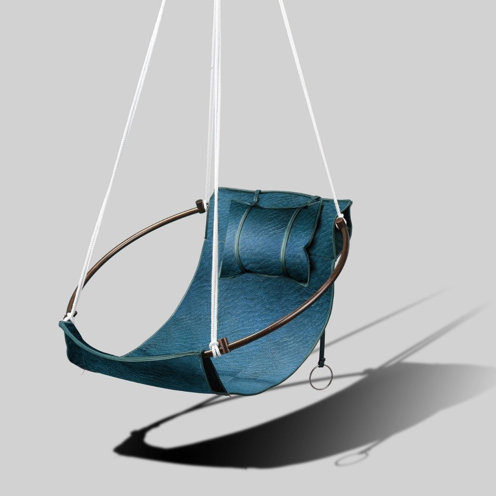 Relaxing Multicolor Swings For Playground, Seating Capacity: 150 KG