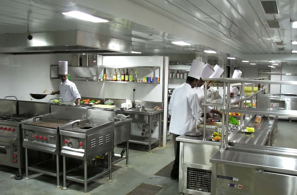 Avani Canteen Kitchen Project Equipment, Capacity: 500 Person