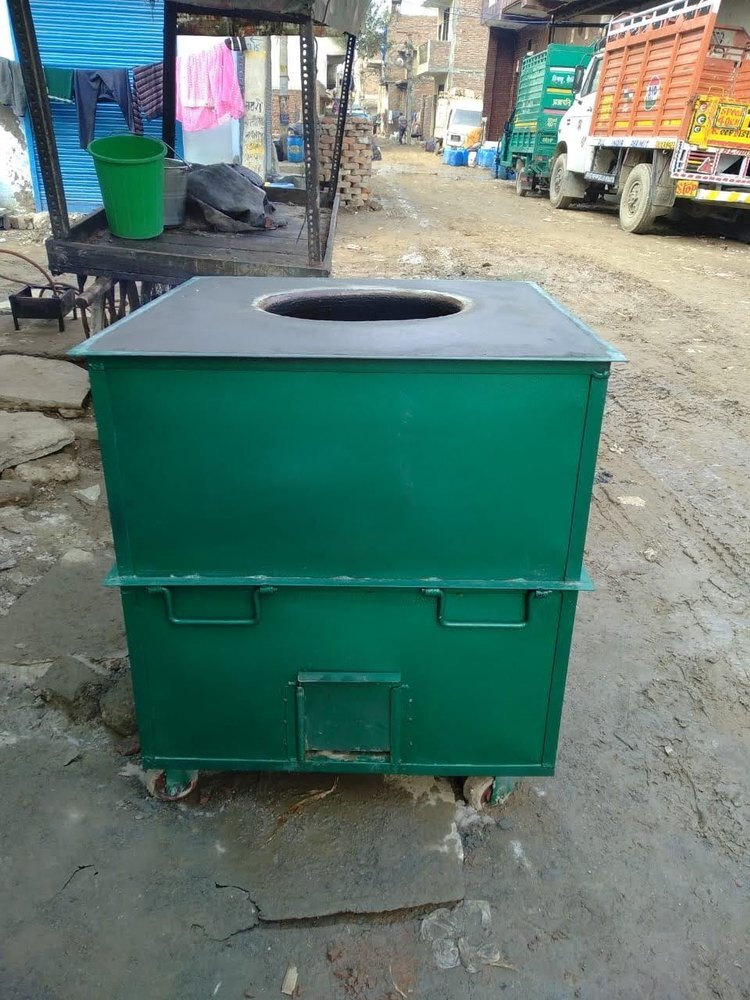 Mild Steel Square Tandoor, For Commercial, Capacity: 15-20 Roti