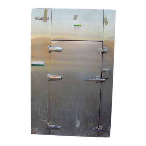 Used Gillowy Ovens, Size: 650 Mm Wide X 1100 Mm Deep X 100 Mm Between Trays