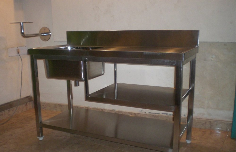 Universal 4 Stainless Steel Work Table With Sink