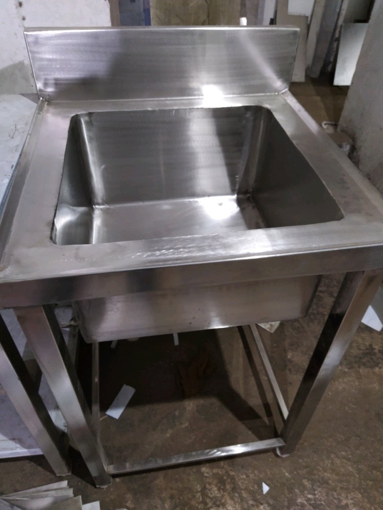 Steel Craft 4 Lags SS Industrial Sink