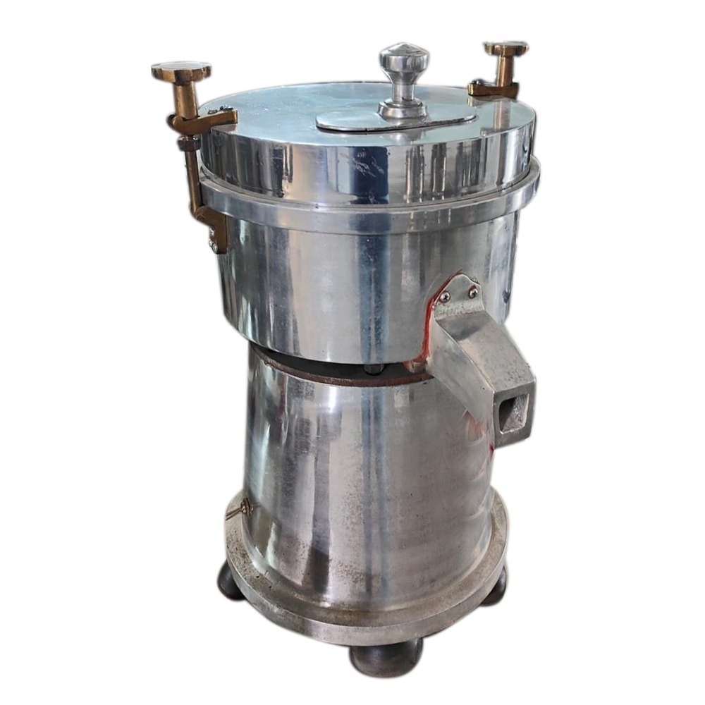 Silver Stainless Steel Carrot Juicer, For Restaurant, Capacity: 20Kg/hr