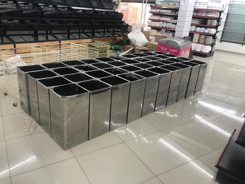 Ss, ms Stainless Steel SS rice bin, Size/Dimension: 75 kg Capacity