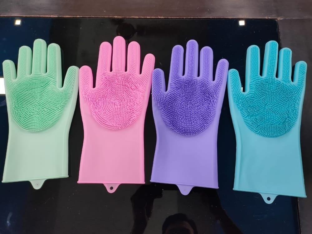 Mix Coliur Unisex Silicone Hand Gloves, Design/Pattern: Plain, Size: Free Size