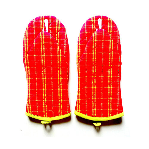 Cotton Fabric And Polywadding Plain Yellow Stripe Red Mitten, Age Group: adult, Size: 18x33 Cms