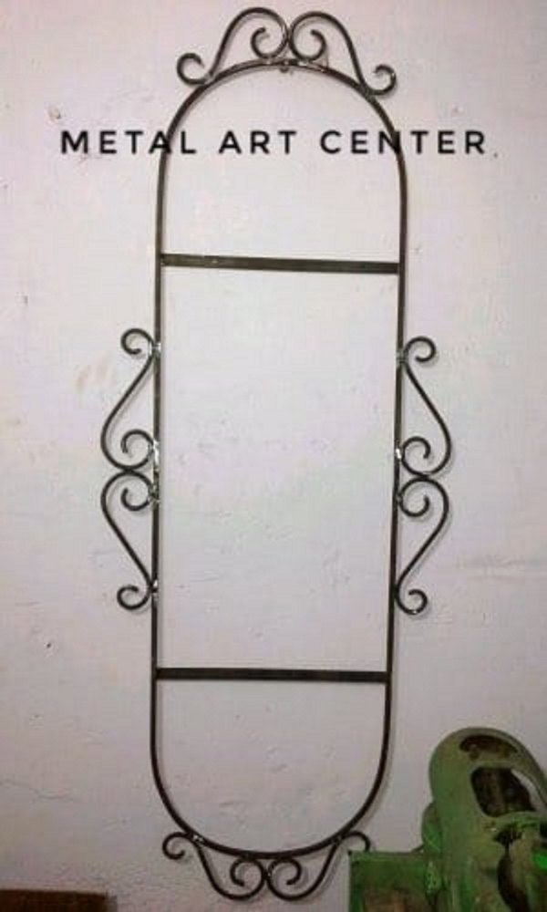 Black Powder Coating Manually Wrought Iron Mirror Frame, Size/Dimension: 36 H 18 W