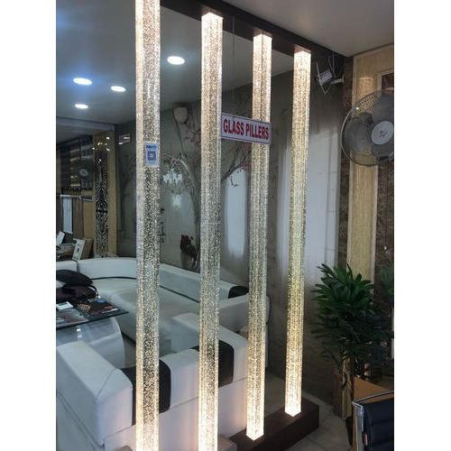 Transparent Glossy Decorative Glass Pillar, Size: 8 Feet