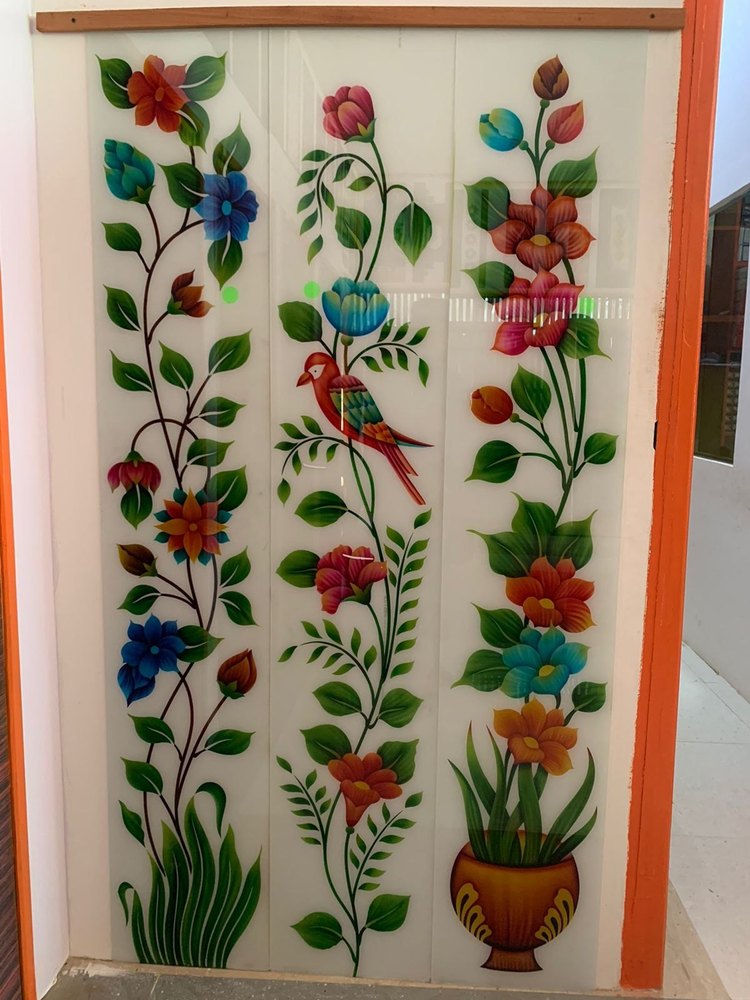 Glossy Hand Painted Glass, Thickness: 6 mm, Size: 7 X 3 Feet