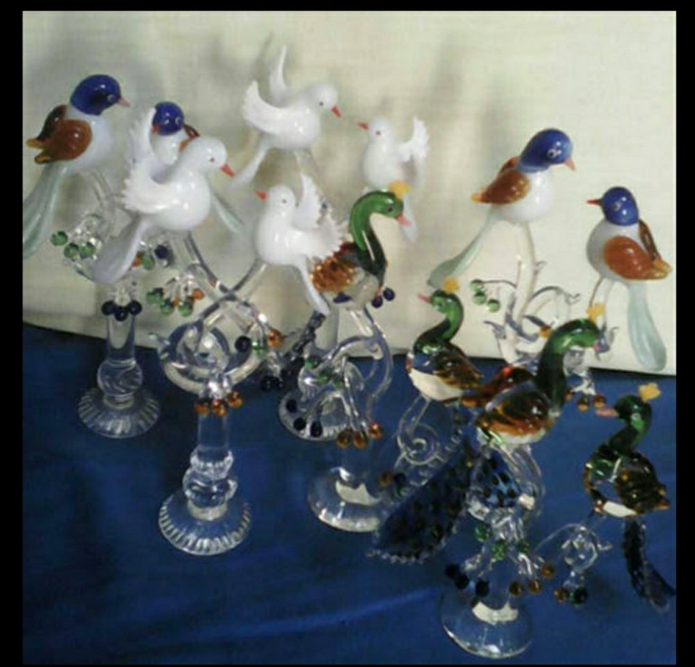 New White Glass figurines, Size: 2 Inch