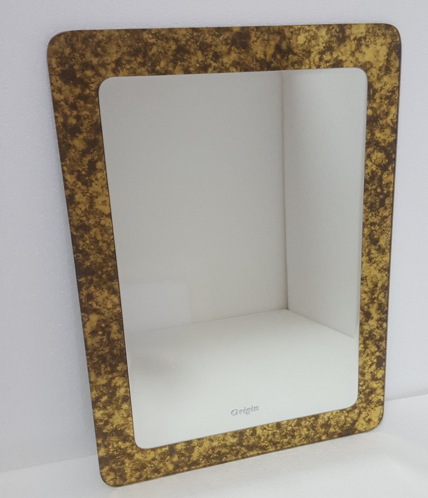 Wall Mount OM-Antique Golden Glass Bedroom Mirror, Size: 18 X 24 Inch