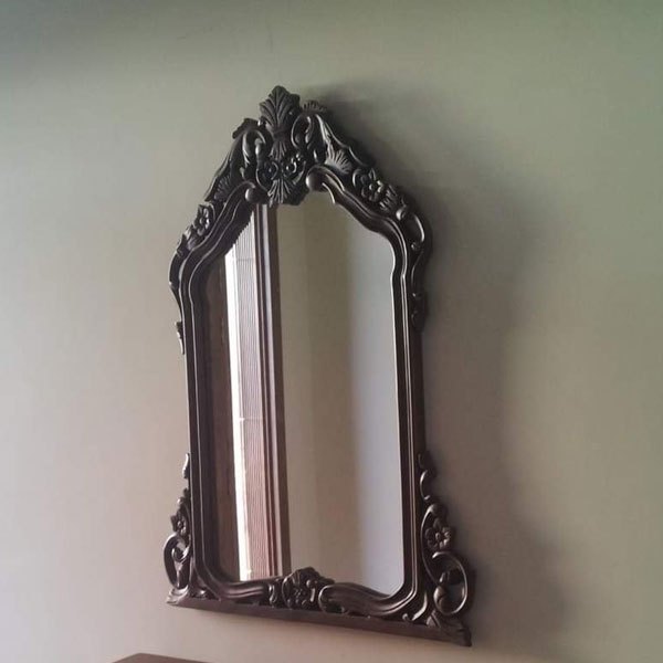 Brown Teak Wood Antique Design Wall Mirror, Thickness: 20 mm, Size: 4 Feet