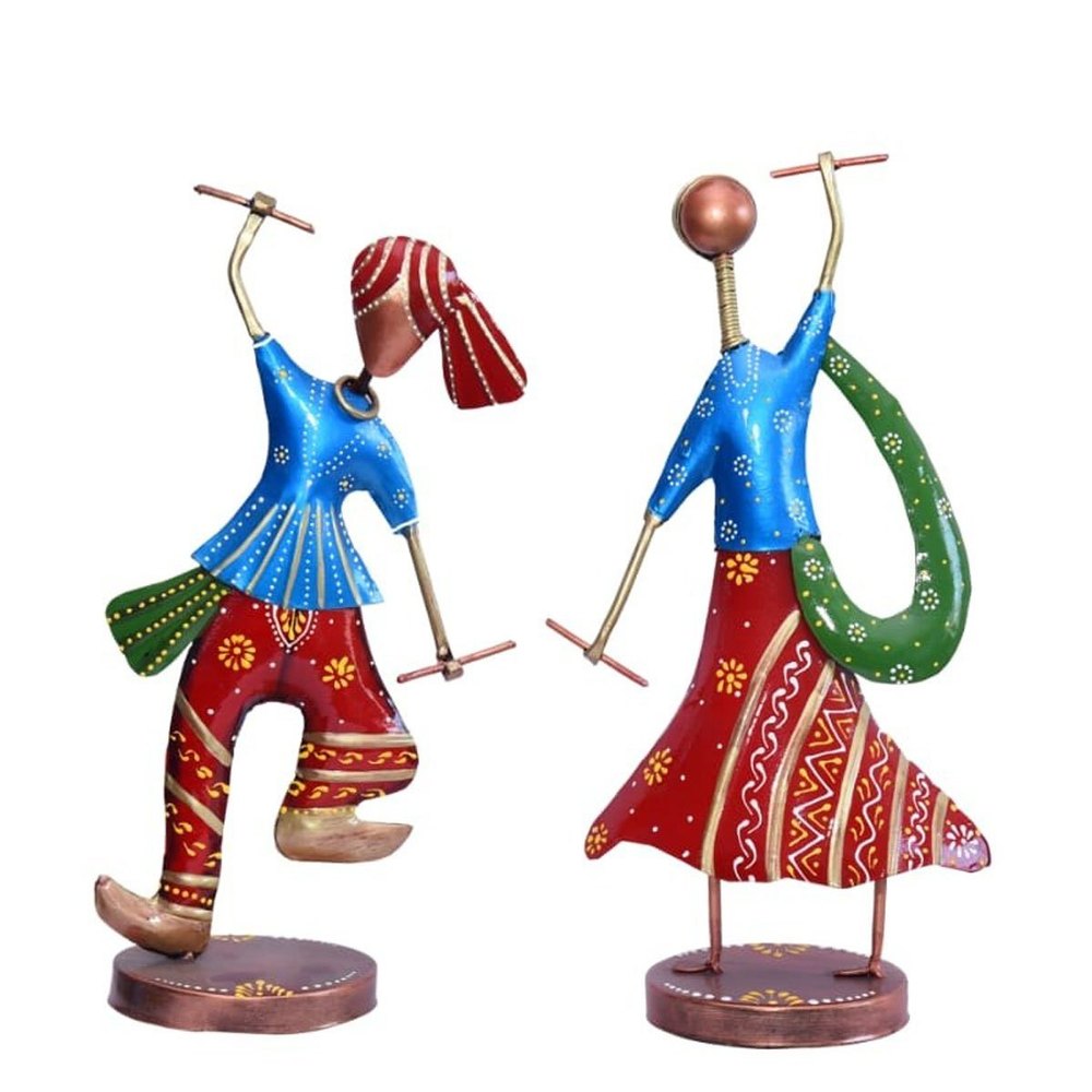 Metal Dandiya Couple Dance Statue, For Interior Decor, Size/Dimension: 6 L X12 W Inches