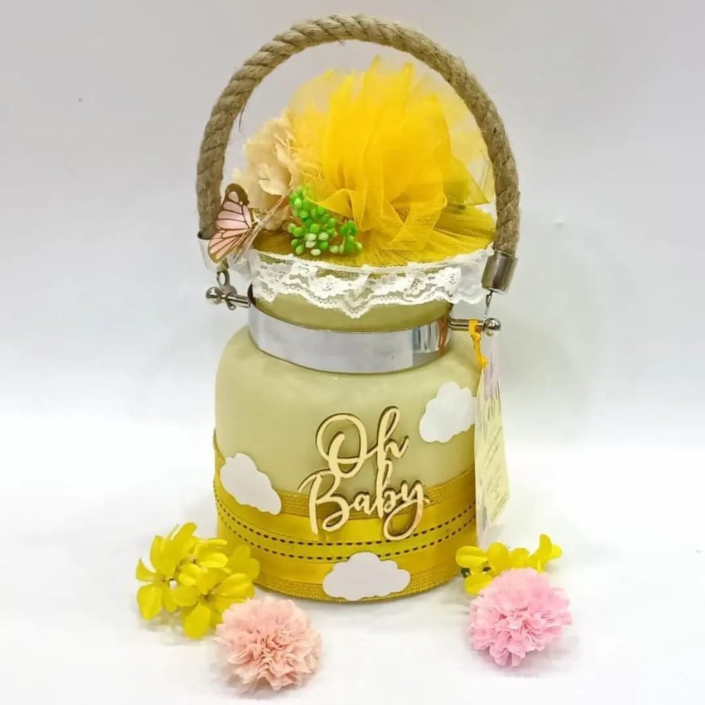 Glass New Born And Festival Yellow Jar Baby Announcement Hamper, For Gifting Purpose img