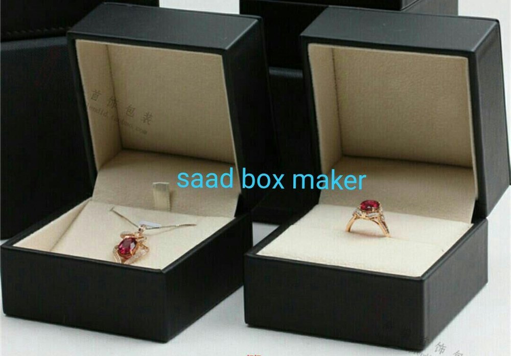 Red And Velvet Wood Ring And Pendant Box