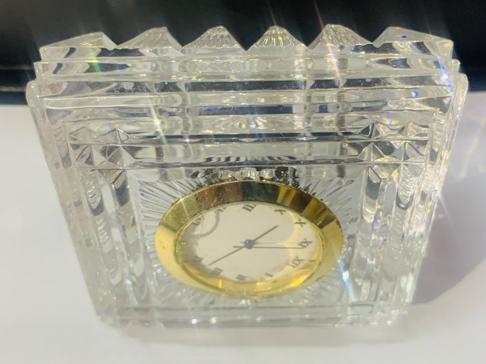 Crystal Clock Showpiece, For Corporate Gifts, Size: 4 inch