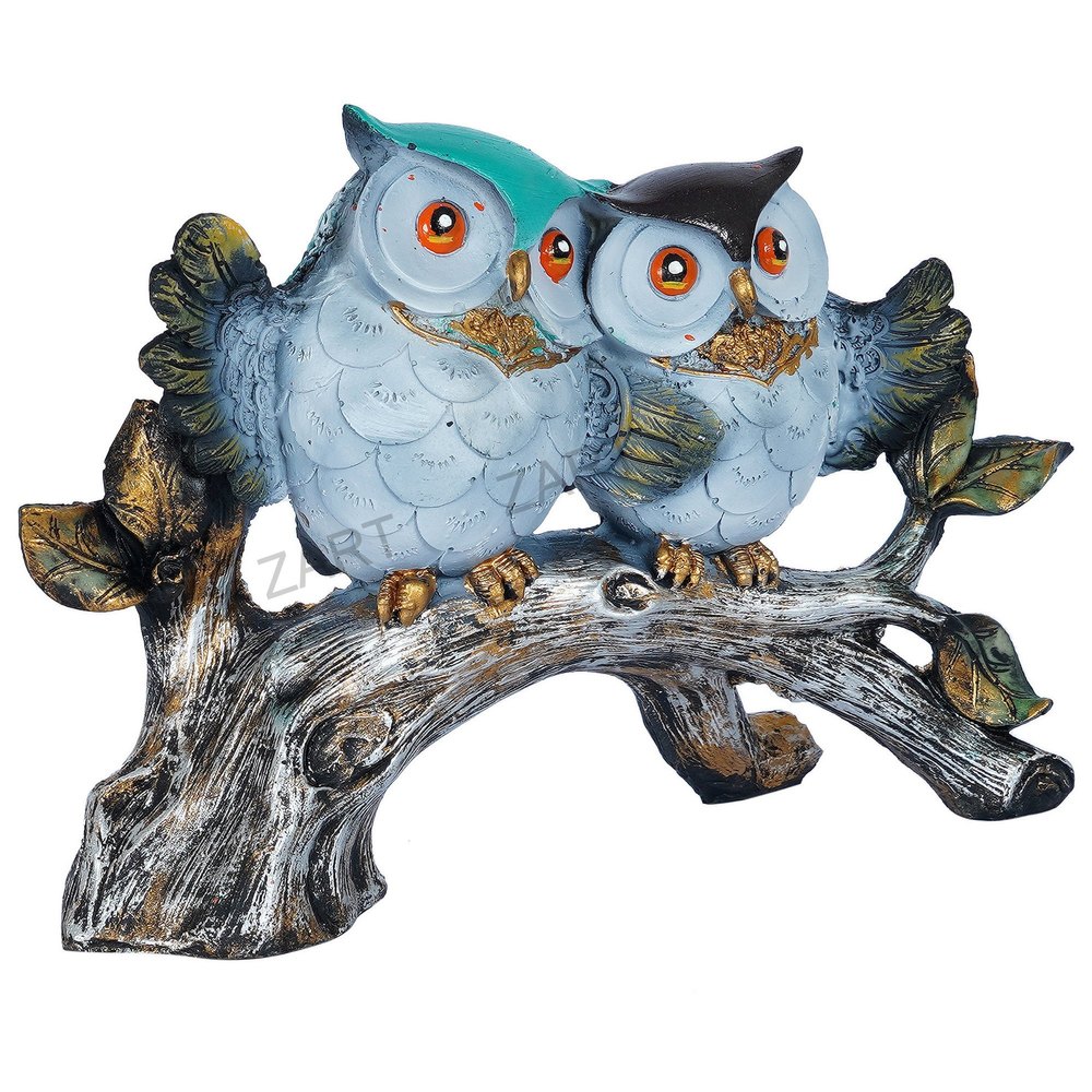 Polyresin Owl Showpiece home decor nd office decor