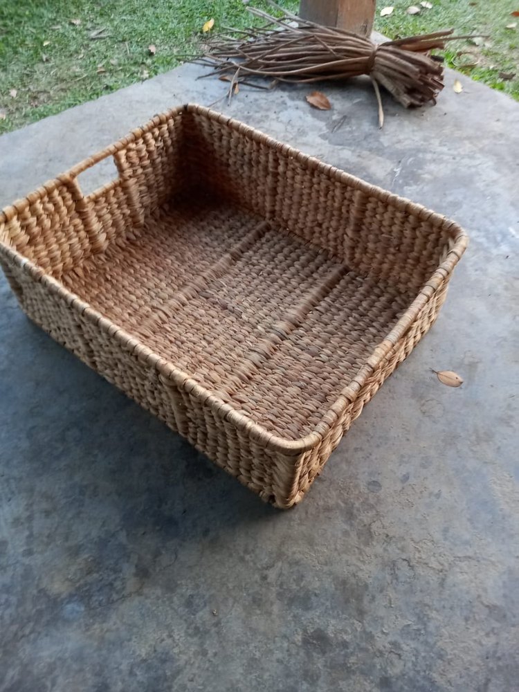 Brown Rectangular Water Hyacinth Basket, 2 kg, Fine Finished