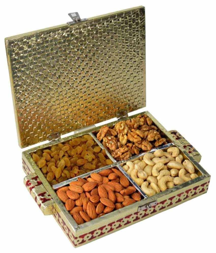 Paper Golden Filled Dry Fruit Gift Box