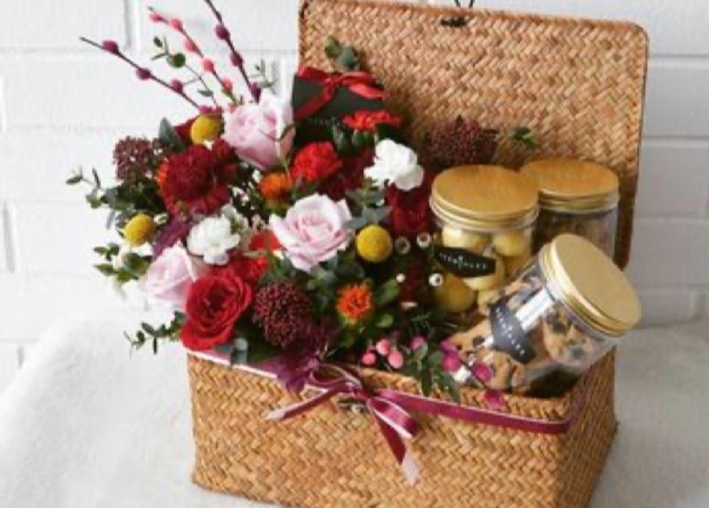 Brown Mat Wedding Decorative Gift Basket