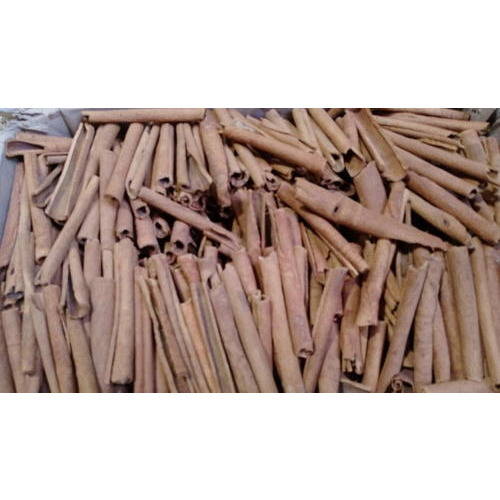 Brown Cinnamon Quills, Packaging Type: Plastic Bag, Packaging Size: 40 Kg img