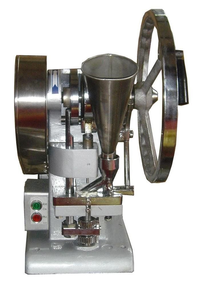 Hand Operated Tablet Making Machine