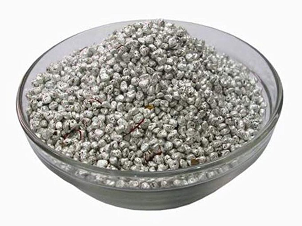 Improver Silver Coated Sweet Elaichi Dana, Packaging Type: Loose