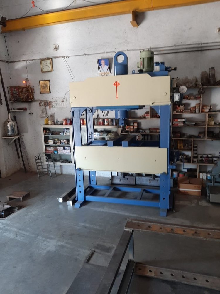 Singel Jek Press, Automation Grade: Manual, Capacity: 100 Ton