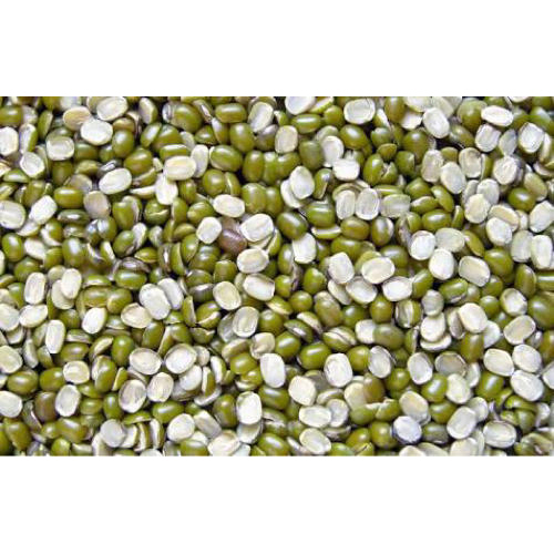 Green Moong Chilka Dal, Packaging Size: 50 Kg, High in Protein