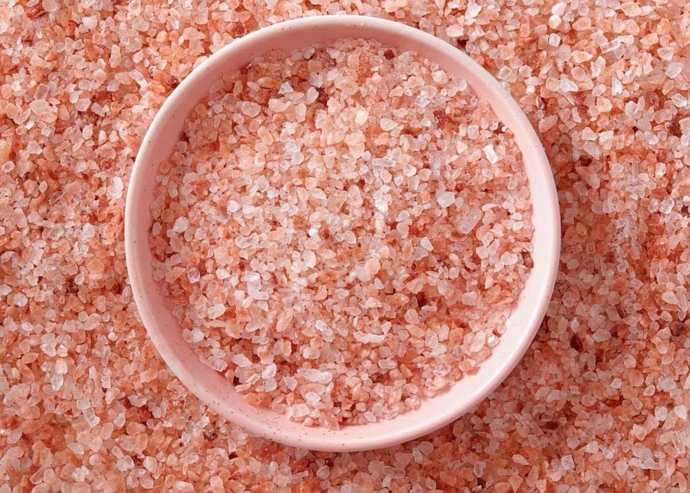 Prayas Pink Granulated Rock Salt, 1 kg, Packaging Type: Packet