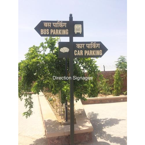 Wooden Directional Signage Board, For To Give Directions To People, Board Thickness: 10-30 Mm