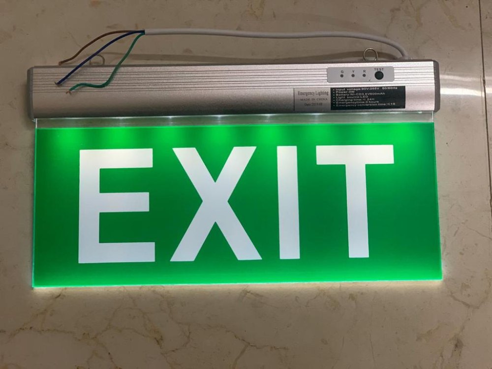 ALUMINIUM Rectangular EXIT LIGHT ( GREEN), Board Thickness: 5MM