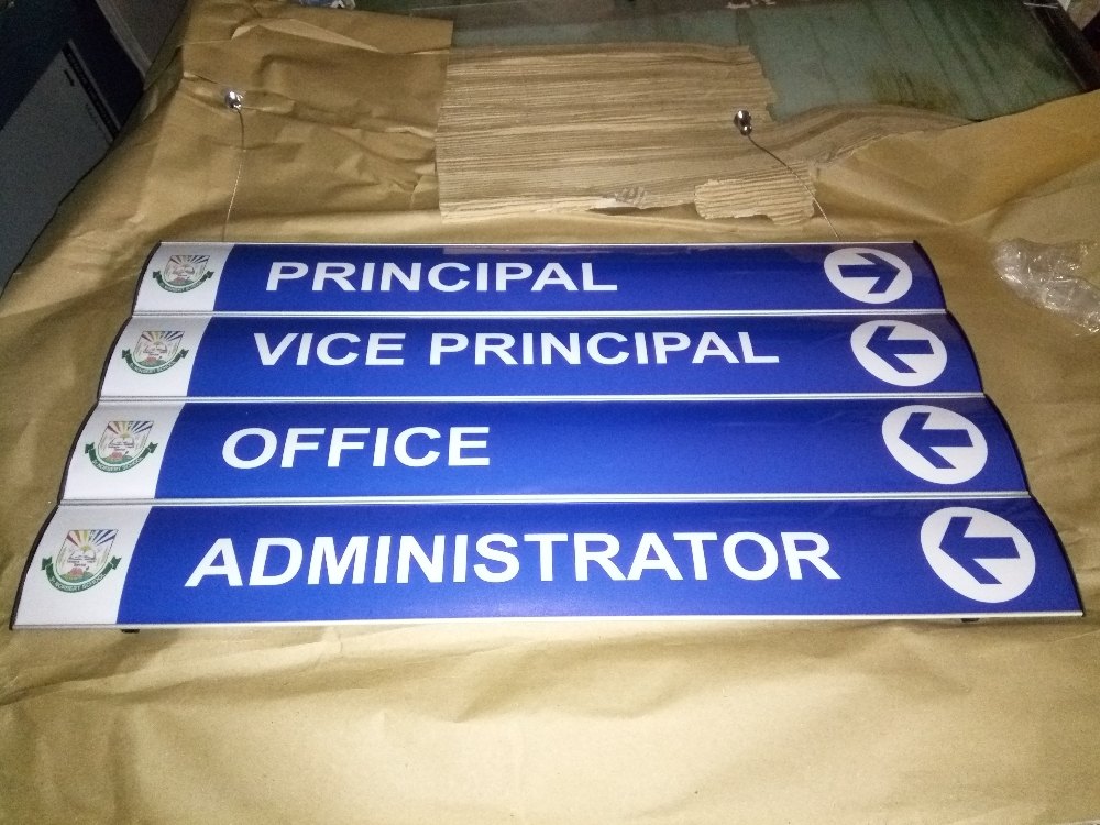 Aluminum School Wayfinding Signage, Packaging Type: Carton Box, Shape: Rectangle